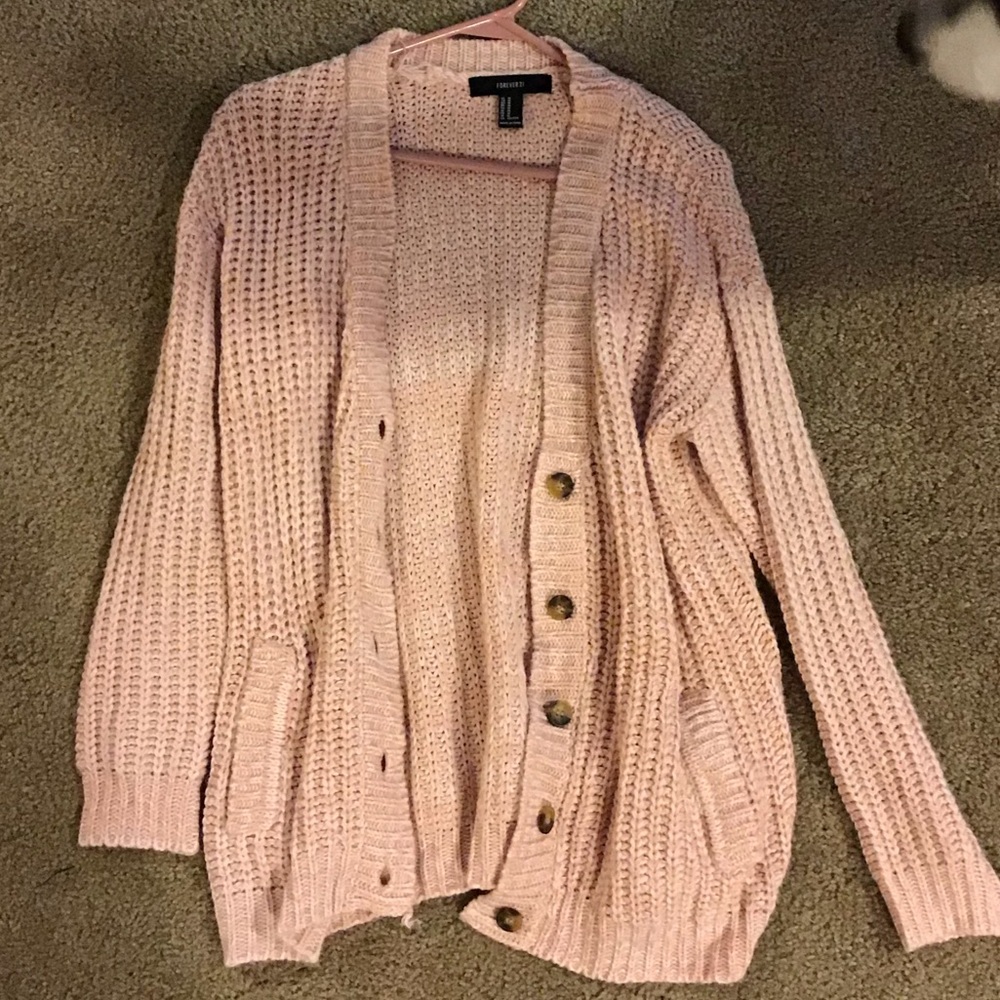 Medium sized clothes - Picture 1 of 1
